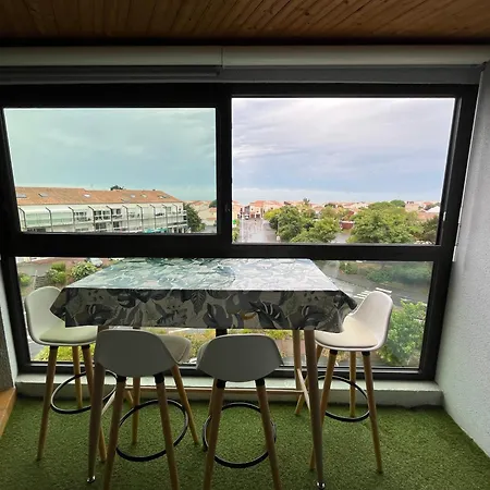 Apartman Quartier Des Minimes Avec Piscine, Parking, En Bordure Du Port A La Rochelle