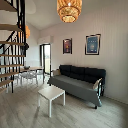 Apartman Quartier Des Minimes Avec Piscine, Parking, En Bordure Du Port A *